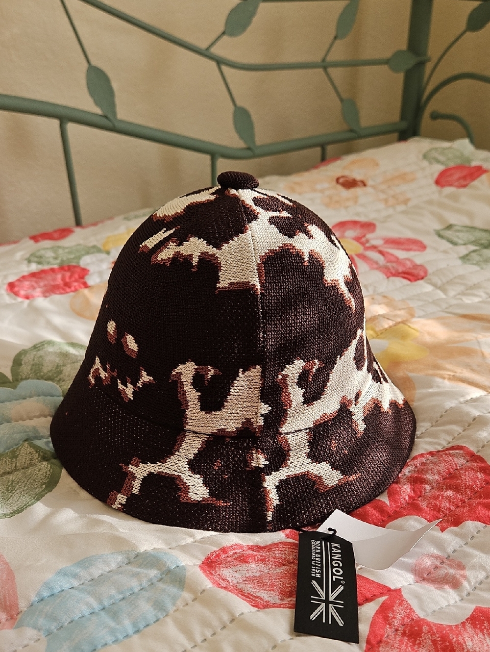 Kangol Mens  Brown & Cream Patterned Knit Bucket Hat